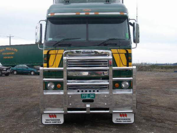 Freightliner Bullbars